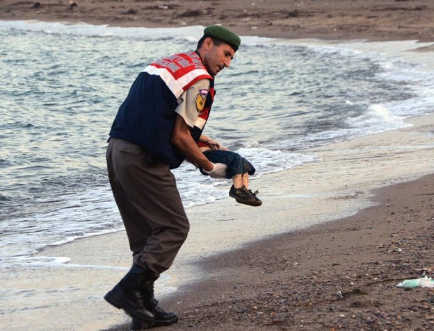 https://the-citizen-web-assets-us.s3.amazonaws.com/uploads/2018/02/13222219/drowned-syrian-toddler-was-trying-to-come-to-canada-body-image-1441309587-2.jpg