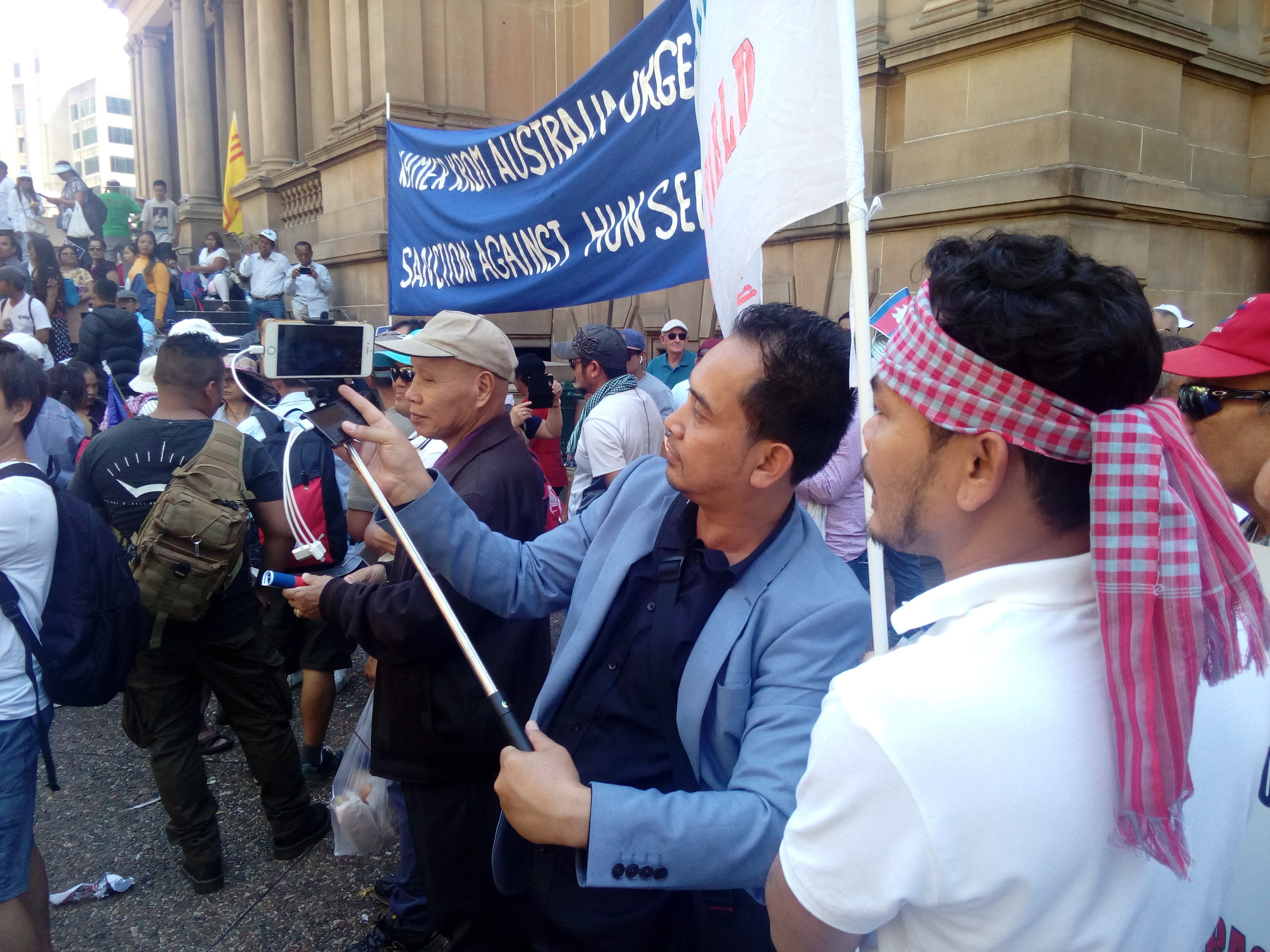 From Springvale to Sydney: All aboard for Cambodia freedom ride