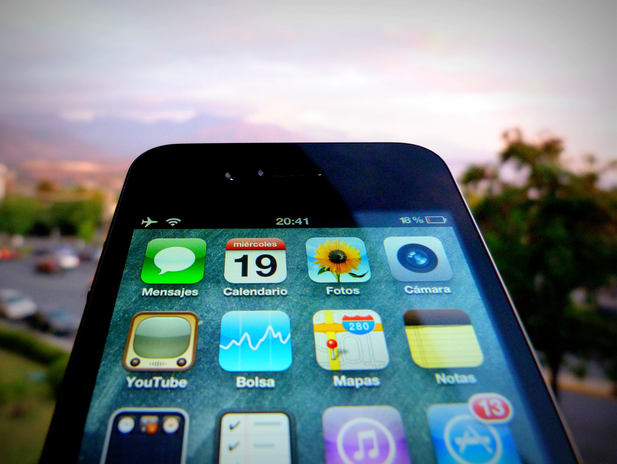 Texts & Emails: Forever Lost?  The Digital Afterlife - rqleovo