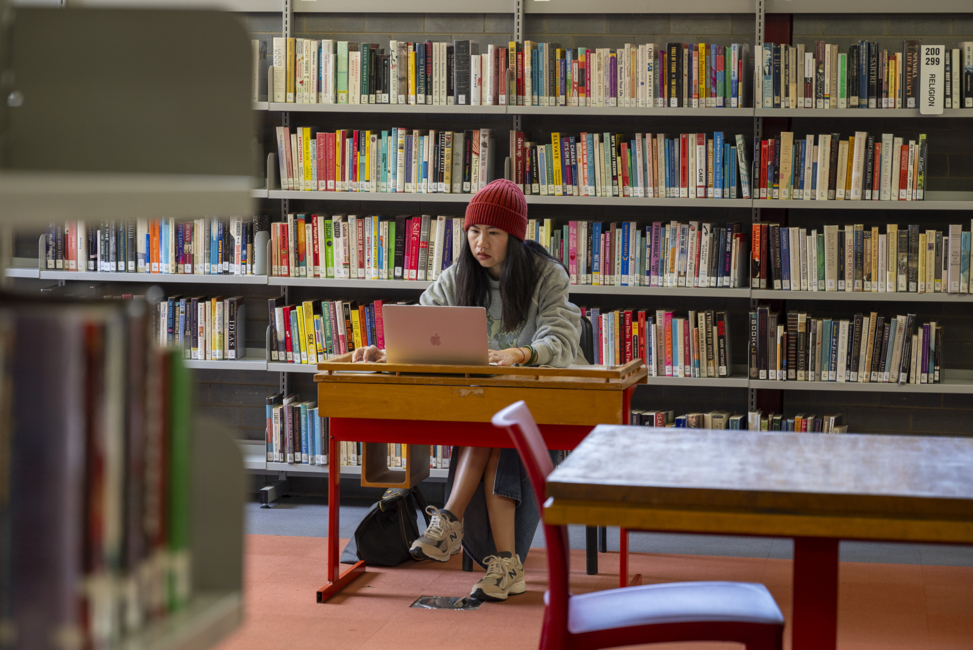 Ling studies English at St Kilda Library, about 20 minutes from home. She has signed up for a library membership, which allows her to access online English courses. She attends in-person classes at the library every Tuesday and Thursday to improve her language skills.