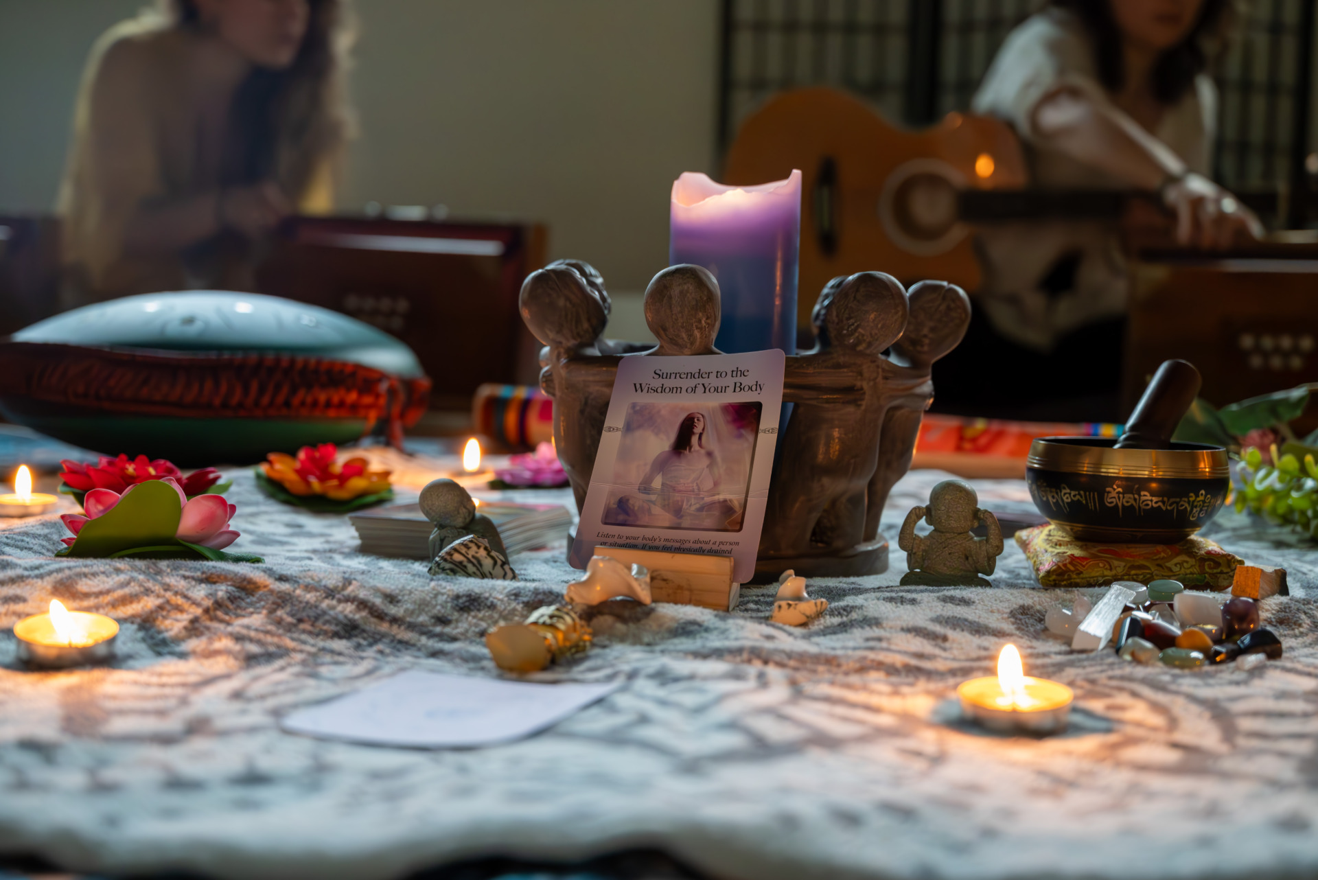 The Latin American Women&rsquo;s Circle also hosts a large monthly event called &lsquo;Embrace Your Inner Child&rsquo;. The members gather in the studio of organiser Carolina Romero in South Melbourne (216 York St), where they sit in a circle to sing, dance, meditate and practice yoga. There is a soft blanket in the centre of the room, adorned with aromatic candles and instruments, allowing members to freely express their emotions and relax, just like the phrase on the card &ldquo;Surrender to the Wisdom of Your Body.&rdquo;