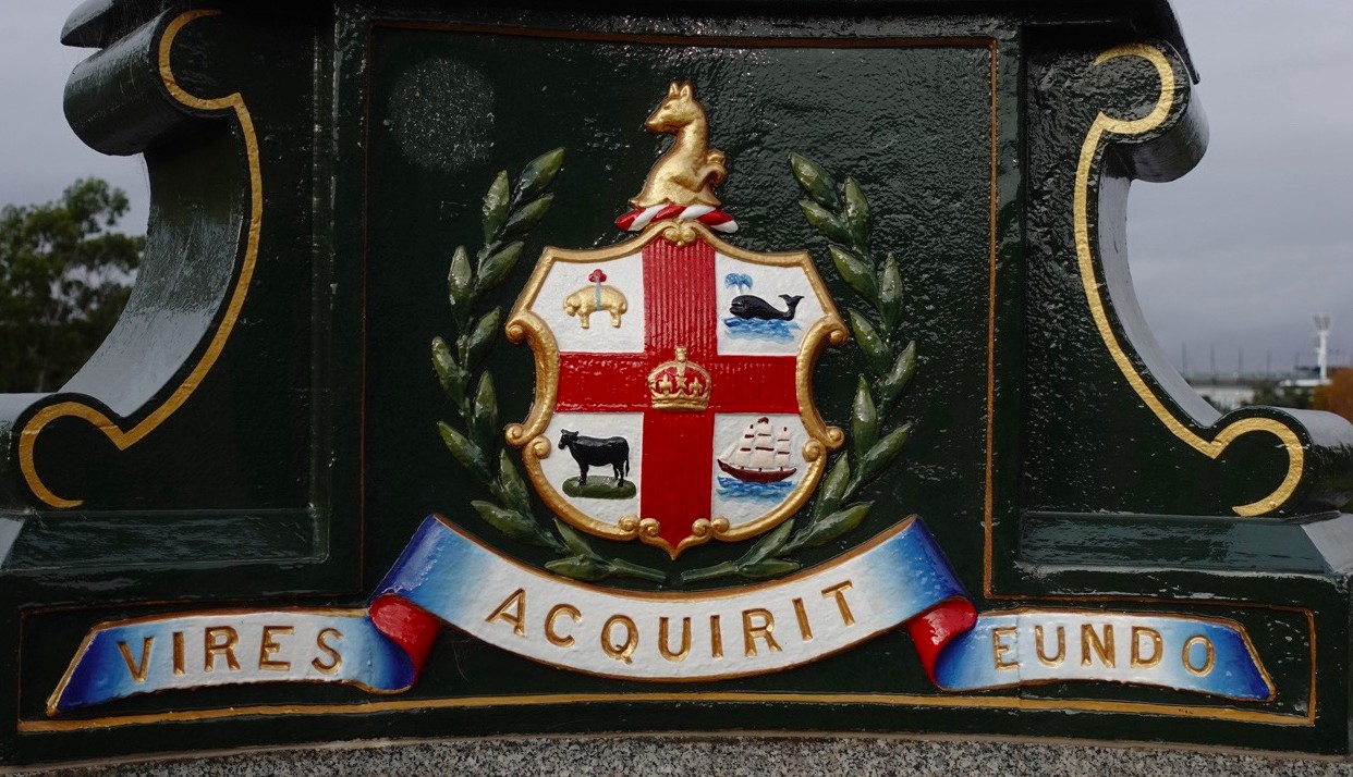 The emblem has been incorporated into lampposts on Princes Bridge. Image: Harry Robertson.