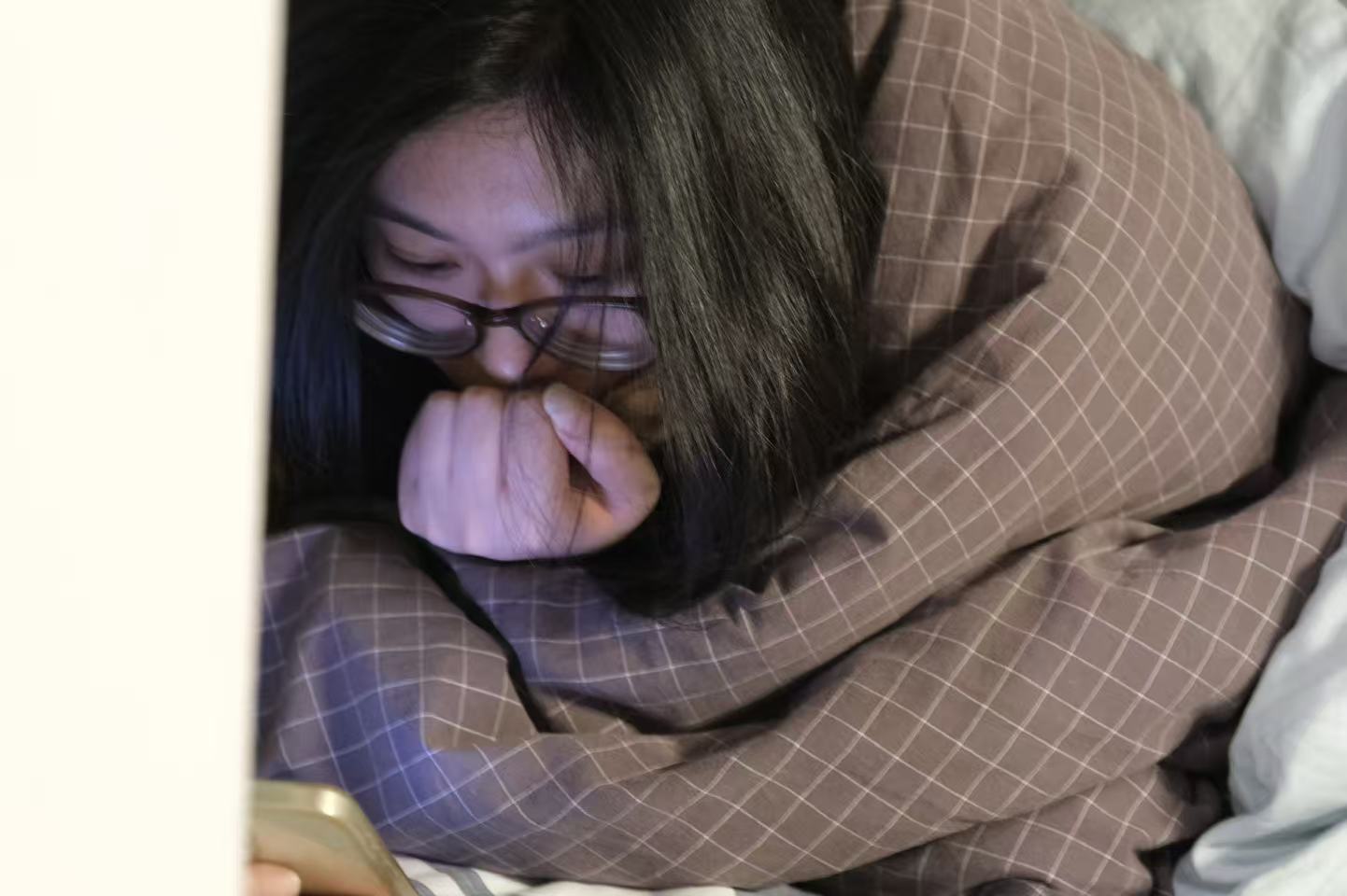 From entertainment to dependency: AI fortune-telling and the emotional shifts of some young people